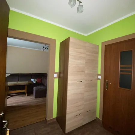 Jelonek Проживание в семье